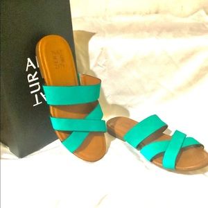 Naturalizer strapped sandals